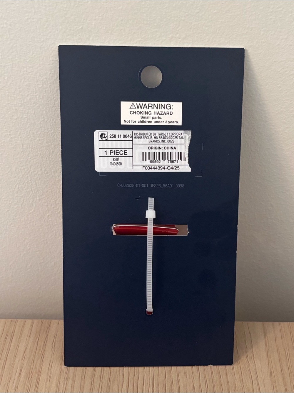 New Parke x Target Claw Clip In Red - Picture 2 of 3
